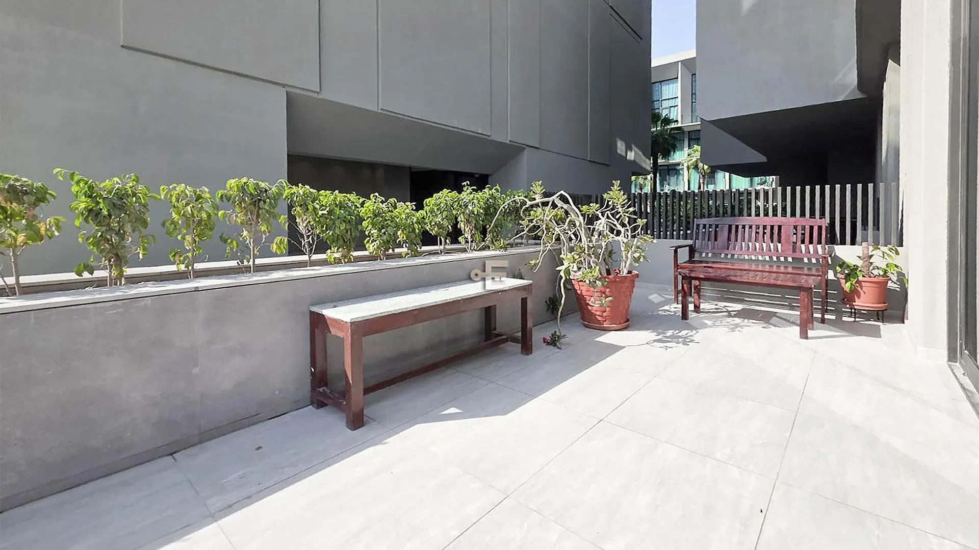 Contemporary Studio Terrace Luxe & Secure Stay ドバイ