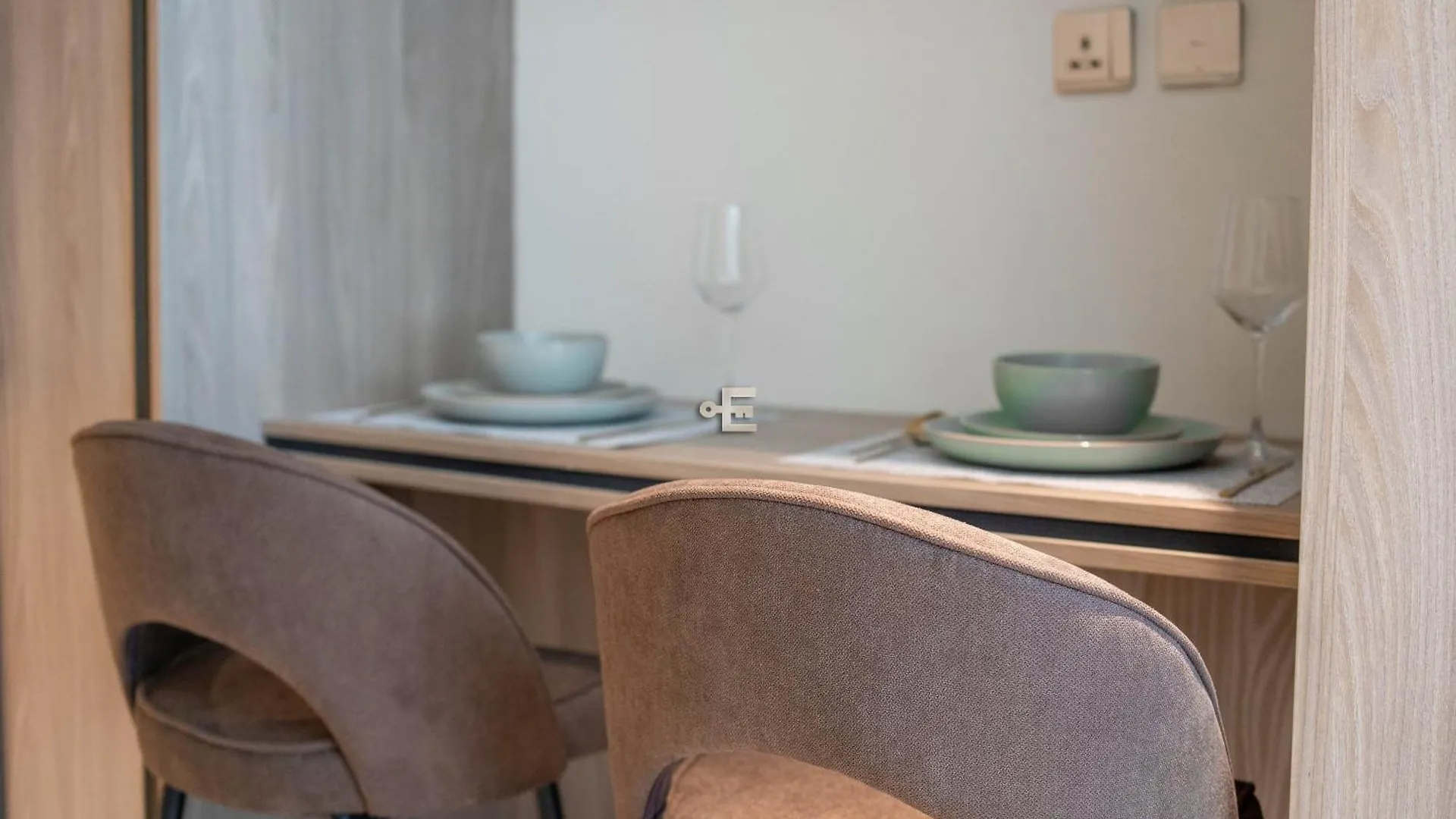 アパート Contemporary Studio Terrace Luxe & Secure Stay ドバイ