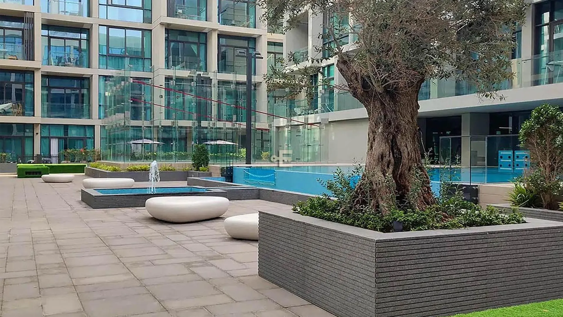 Apartment Contemporary Studio Terrace Luxe & Secure Stay Dubai United Arab Emirates